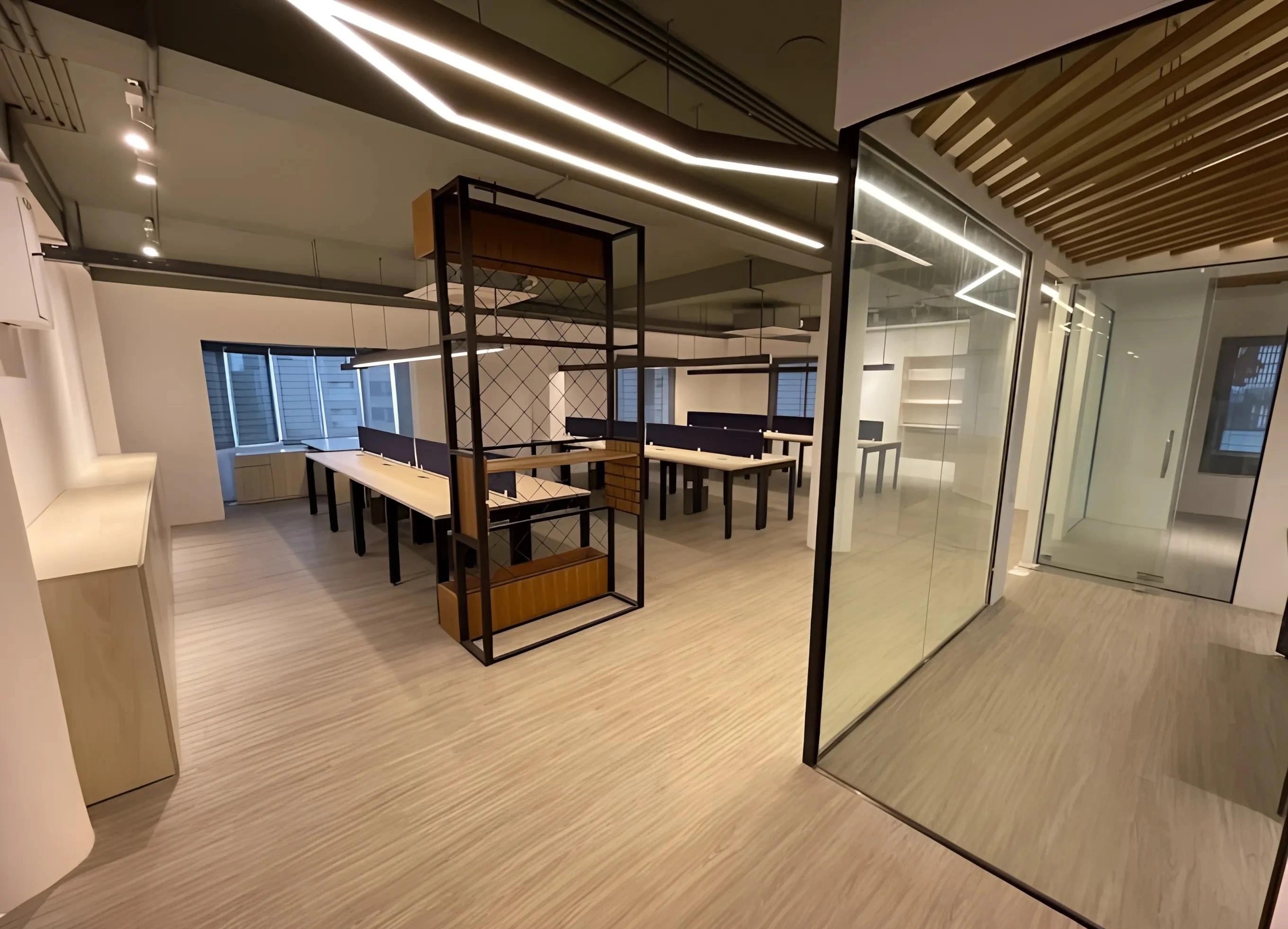 Collaborative biophilic breakout zone